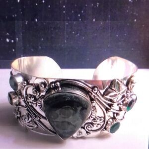 Kamababa Chrome Diopside 925 Sterling Silver Cuff Bracelet